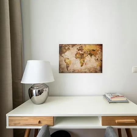 Apartament Vrchol Holesovic V Praze 7 Praga