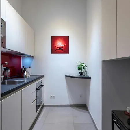 Vrchol Holesovic V Praze 7 Apartment